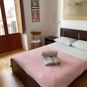 Luxury Old Town Bed & Breakfast Bari